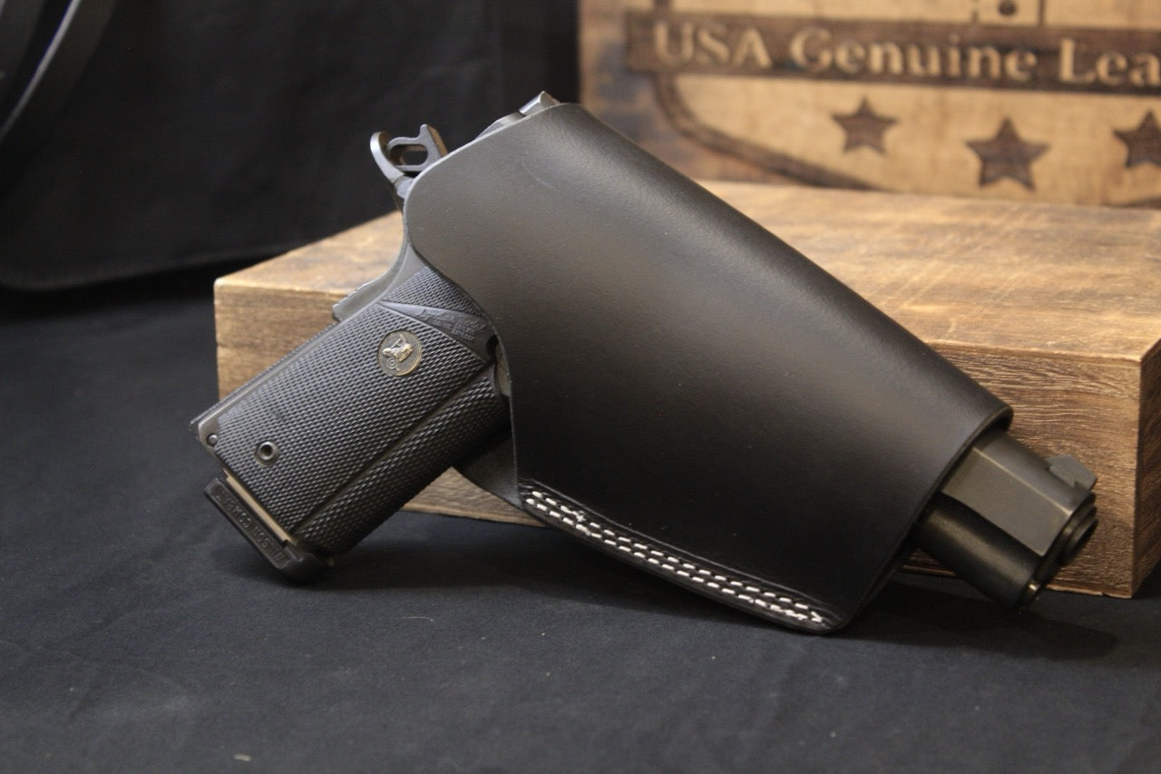 classic 19/11 frame gun holster, front view holstered