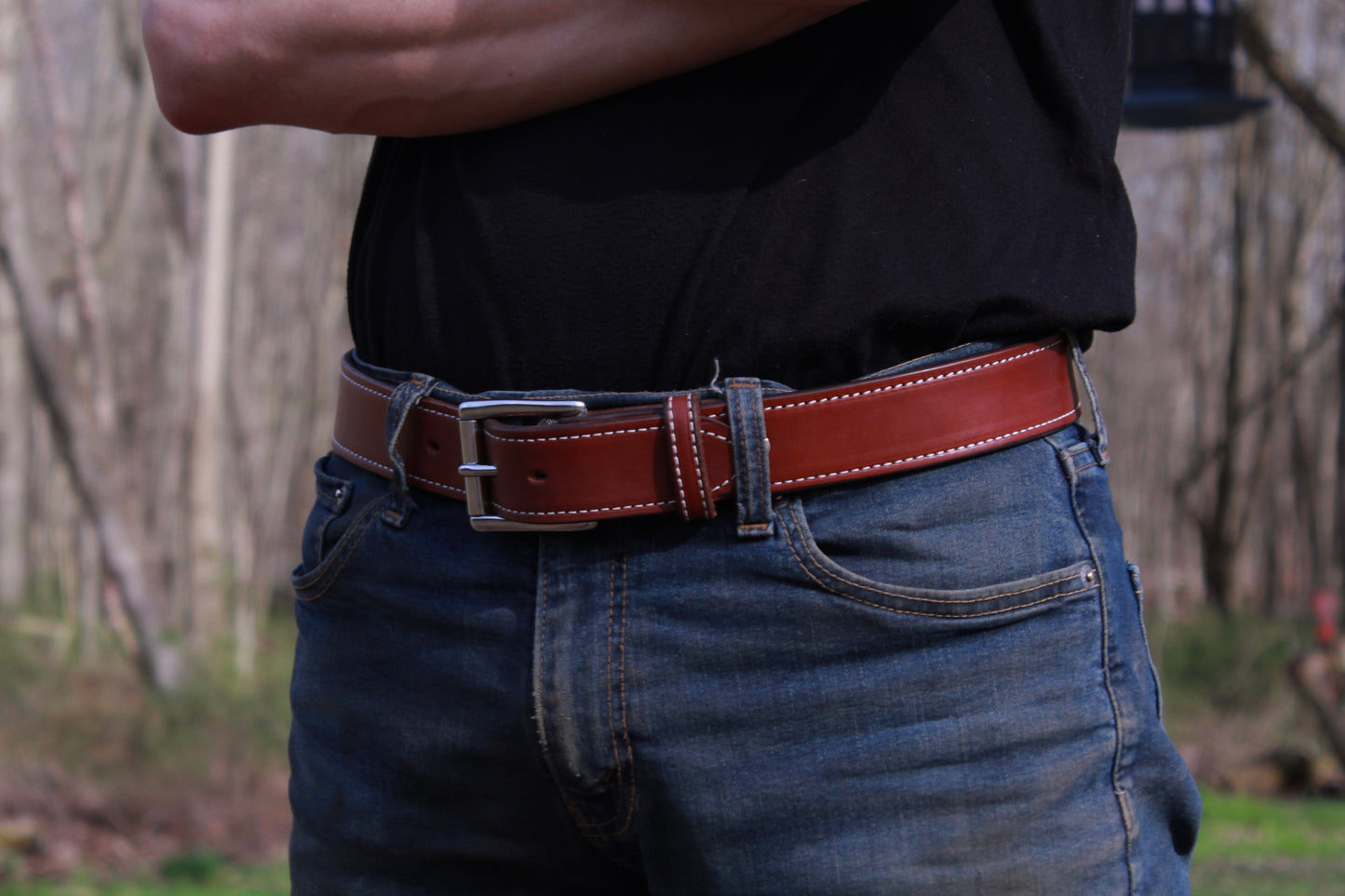 mens leather belt, brown, guy wearing