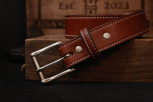 mens leather belt, brown, front view